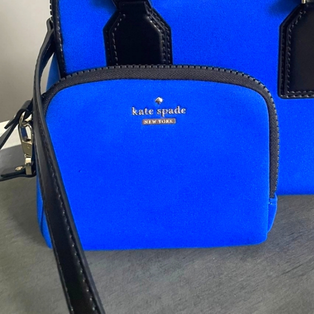 ⭕ SOLD ⭕⭕ SOLD ⭕Kate Spade Neoprene wristlet